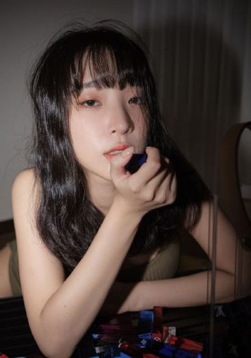 蜜桃αv_国产在线视频